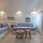 Casa Tholari Al Mare * Pera Gyalos