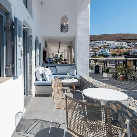 Casa Tholari Al Mare * Pera Gyalos