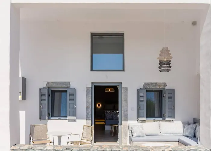 Casa Tholari Al Mare * Pera Gyalos