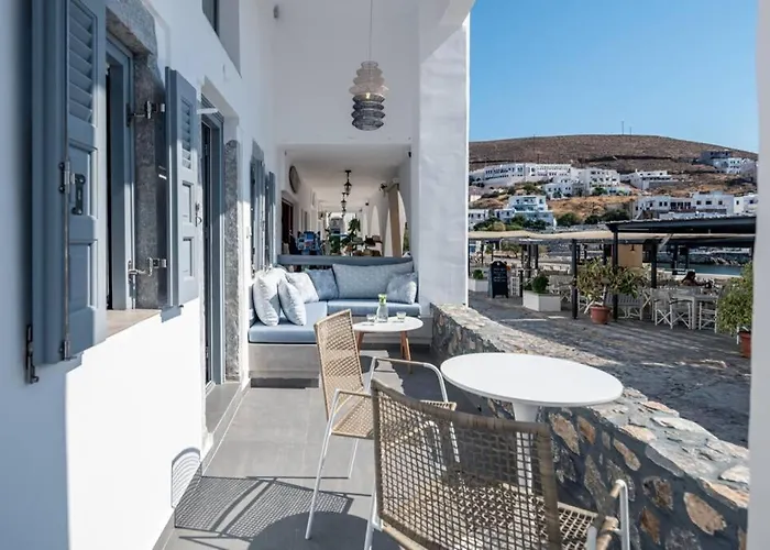 Casa Tholari Al Mare * Pera Gyalos