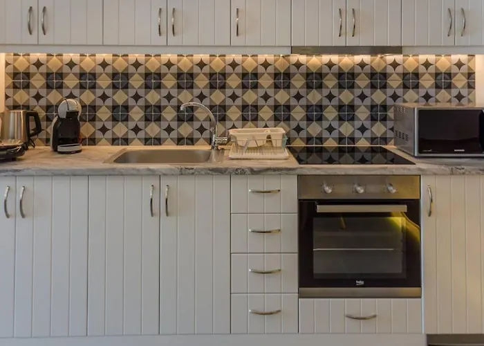 Casa Tholari Al Mare Vakantiehuis Pera Gyalos