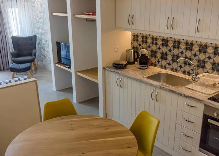 Vakantiehuis Casa Tholari Al Mare Pera Gyalos